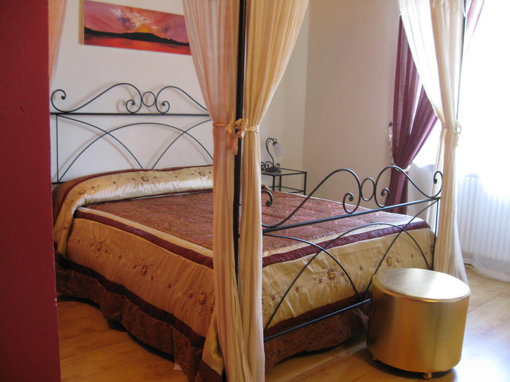Giannetti Bed & Breakfast Poggio alle Mura Habitación foto