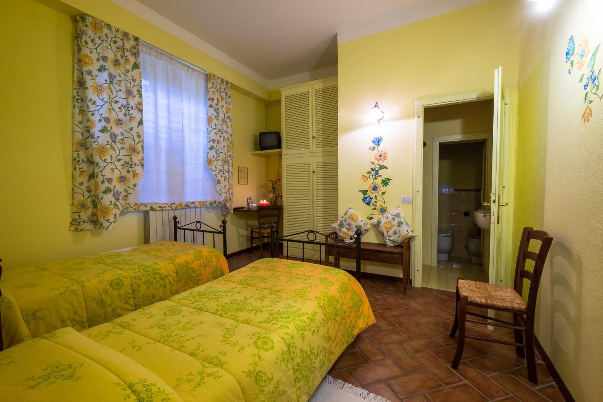 Giannetti Bed & Breakfast Poggio alle Mura Habitación foto