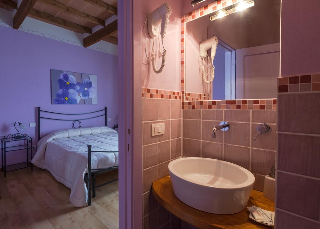Giannetti Bed & Breakfast Poggio alle Mura Habitación foto